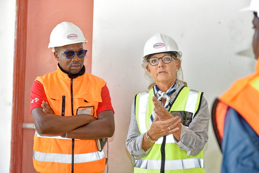 Fuel station construction